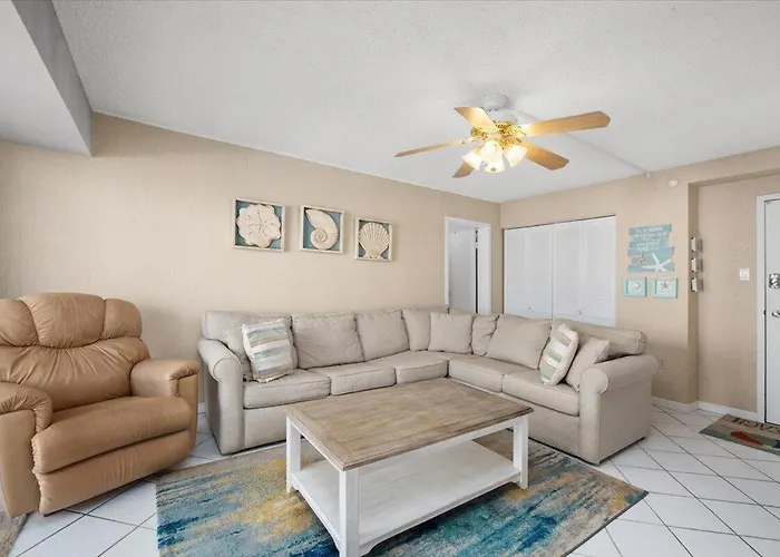 Ocean Views From Your Private Balcony In 9400 With Outdoor Pool! *
